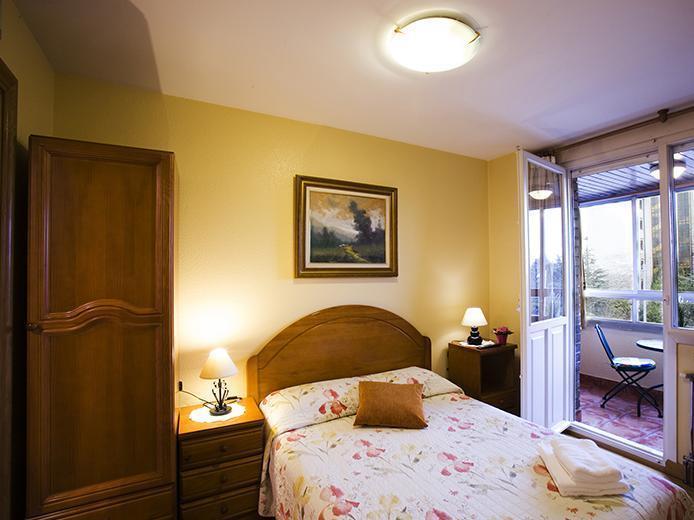 Pension Pasadena Памплона Экстерьер фото